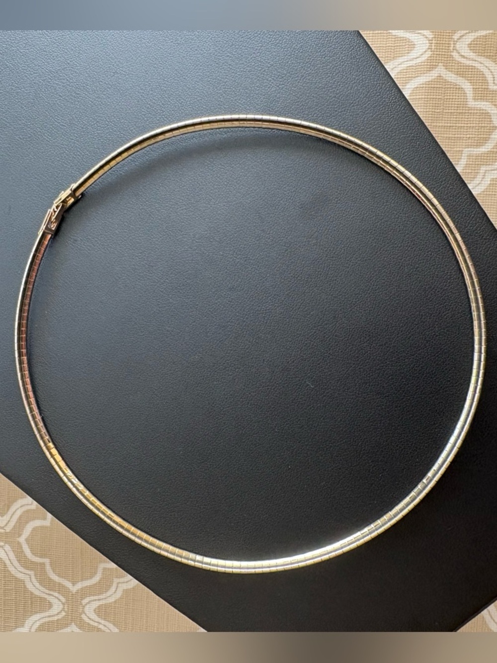 Gold tone omega necklace 16.25 inches - Picture 6 of 8